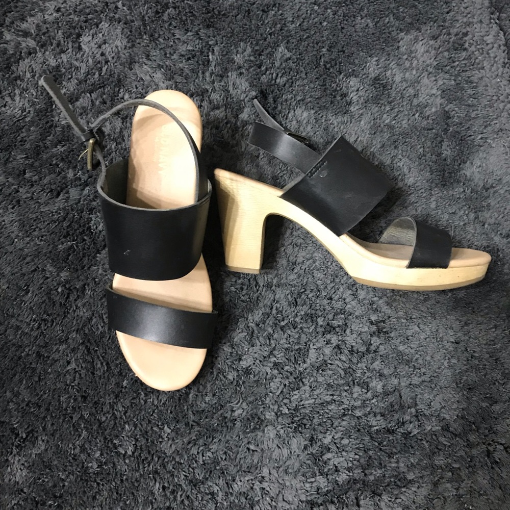 Old navy Sandals